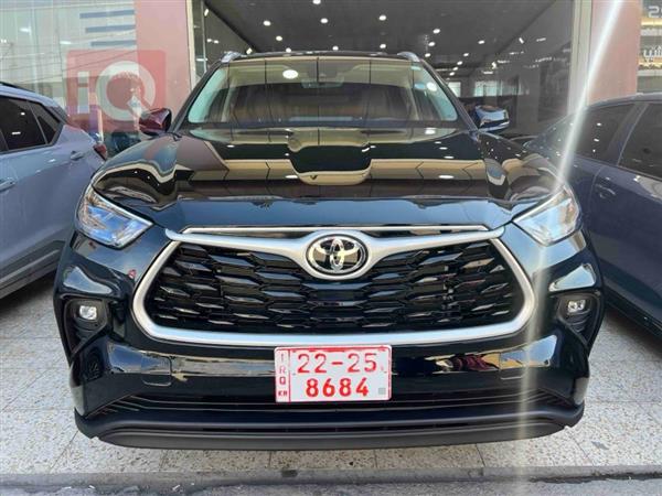 Toyota for sale in Iraq